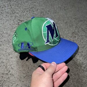 VTG Logo Athletic 90's NBA Dallas Mavericks Embroidered Spellout Snapback Hat